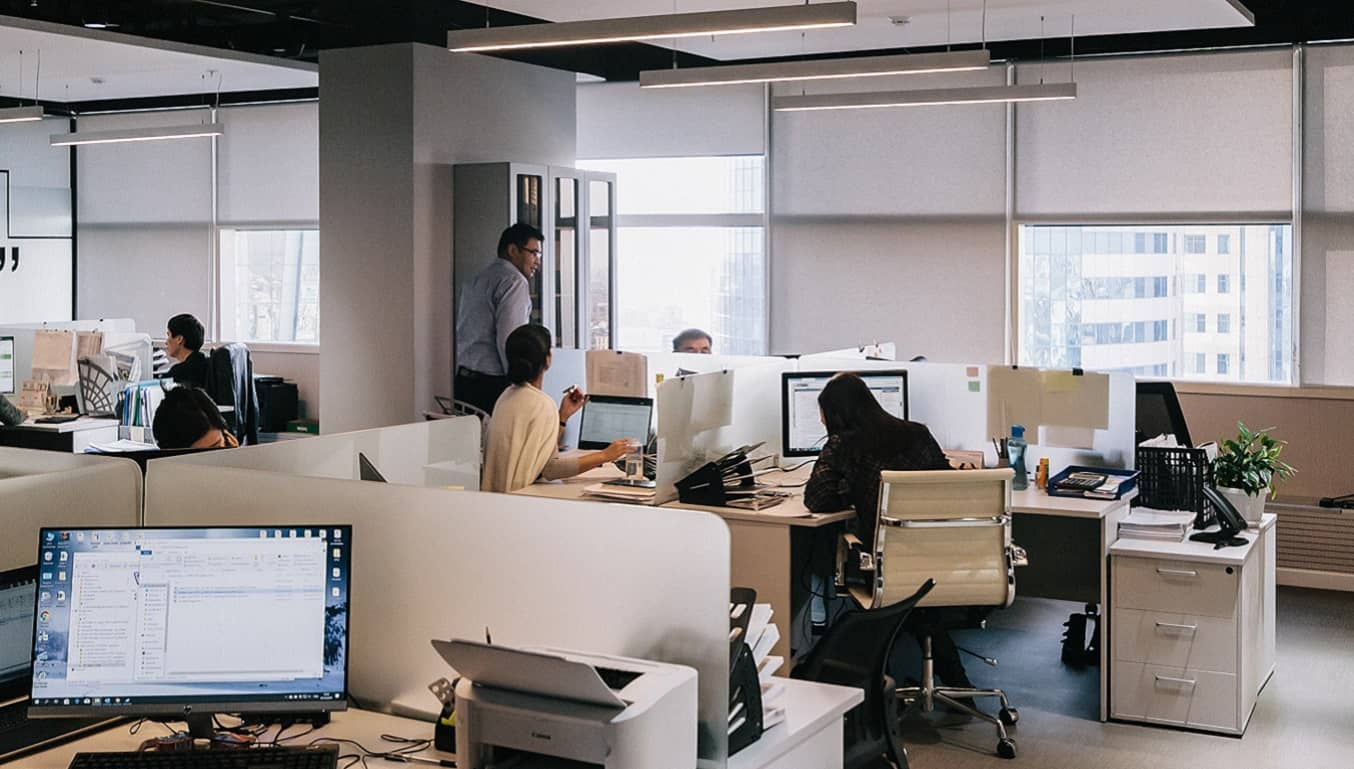 people-working-in-open-planned-office